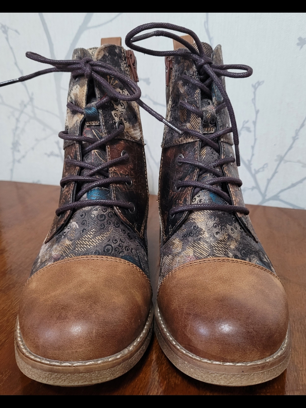 Rieker Fabrizia 11 Combat Boot Nuss 94611-90 Brown Patterned Lace-Up Ankle Boots